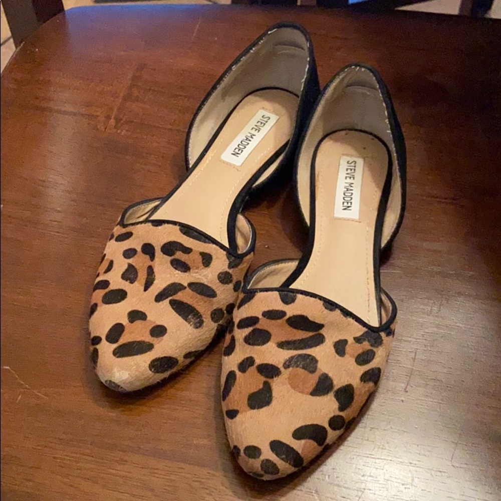 Steve Madden Leopard Flats